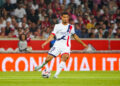 Warren-Zaïre Emery avec le maillot du PSG (Photo by Daniel Derajinski/Icon Sport)