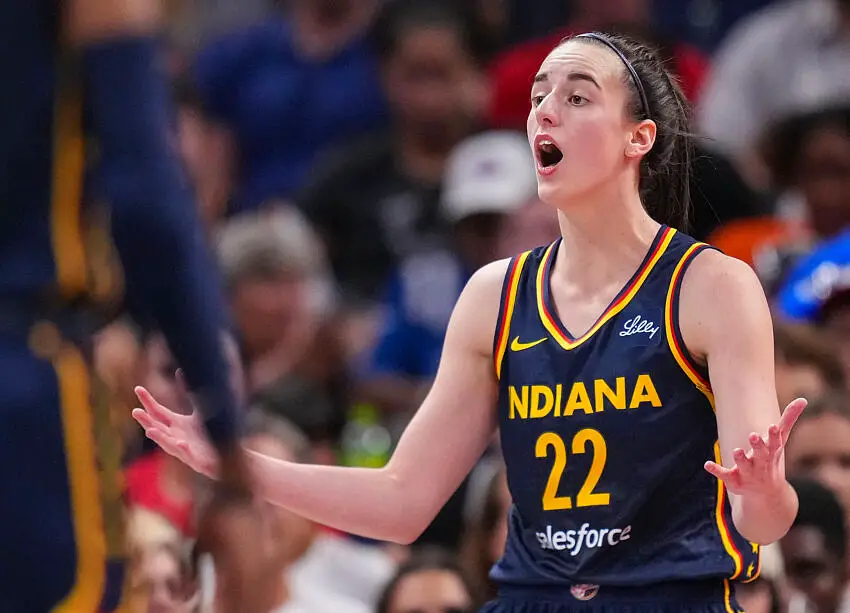 Caitlin Clark : La météore de la WNBA continue de briller thumbnail