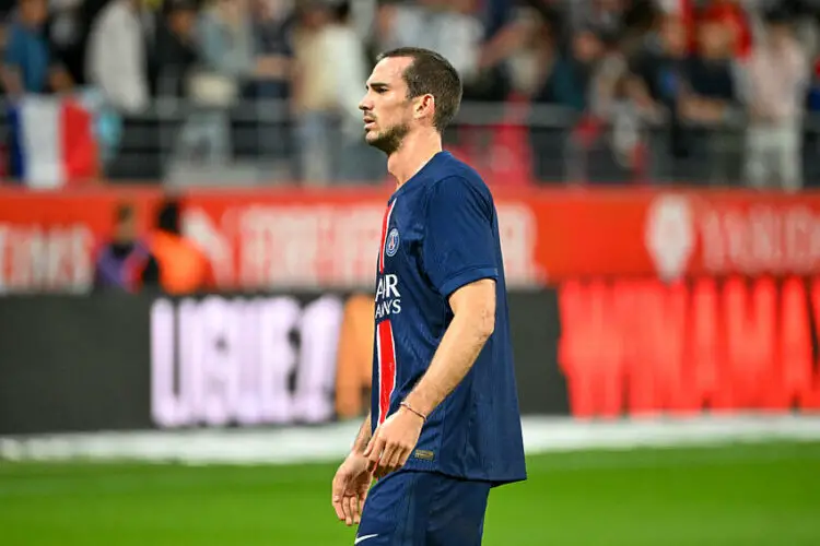 Fabian Ruiz avec le maillot du PSG  (Photo by Christophe Saidi/FEP/Icon Sport)