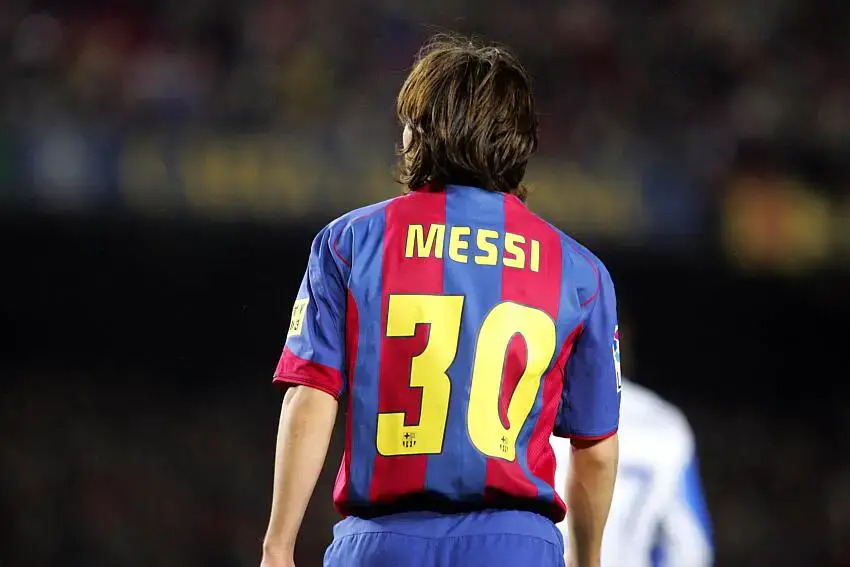 Lionel Messi - 04.12.2004 - Barcelone / Malaga.