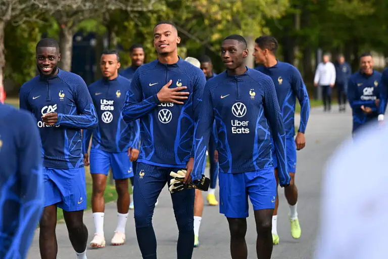 Dayot Upamecano, Alban Lafont et Randal Muani avec les Bleus en 2022