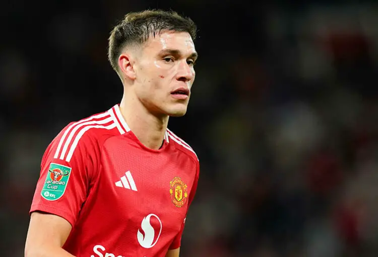 Manchester, England, 17th September 2024.  Manuel Ugarte of Manchester United  during the Carabao Cup match at Old Trafford, Manchester. Picture credit should read: Andrew Yates / Sportimage   - Photo by Icon Sport