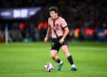 Joao Neves avec le maillot du PSG  (Photo by Philippe Lecoeur/FEP/Icon Sport)