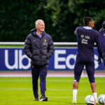 Didier Deschamps avec les Bleus à l'entraînement.