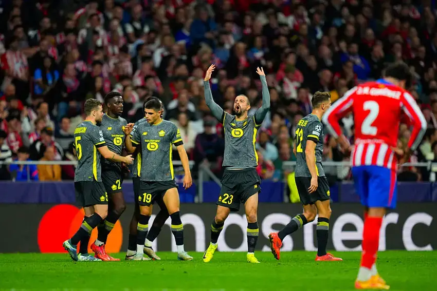 Les joueurs du LOSC célèbrent contre l'Atlético Madrid.