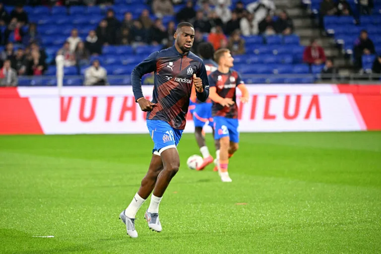 Geoffrey Kondogbia avec l'OM à Lyon