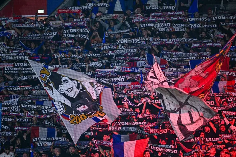 Fans OL contre Besiktas.