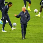 Didier Deschamps avec les Bleus à l'entraînement en novembre 2024.