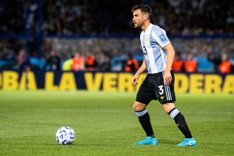 Nicolas Tagliafico avec l'Argentine à la Bombonera contre le Pérou.