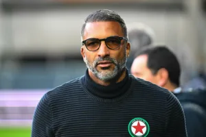 Habib Beye avec le Red Star