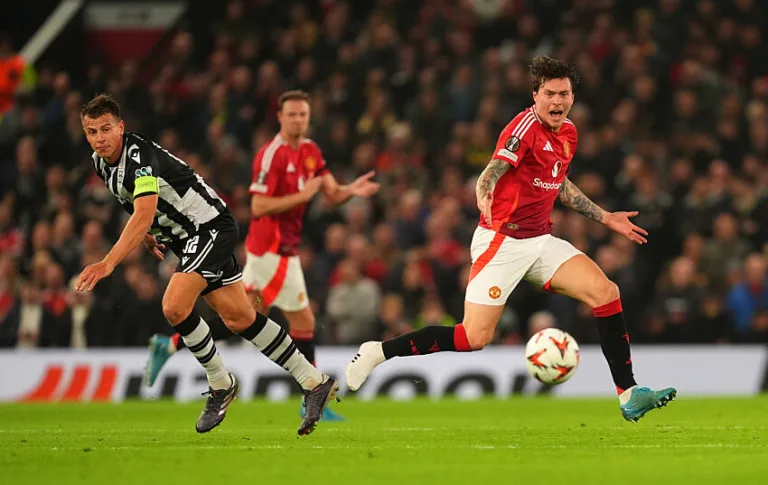 Victor Lindelöf lors de Manchester United / PAOK