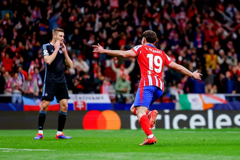 Julian Alvarez avec l'Atlético Madrid après son golazo contre Slovan Bratislava