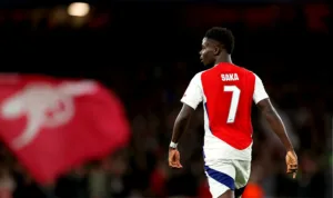 Bukayo Saka avec Arsenal