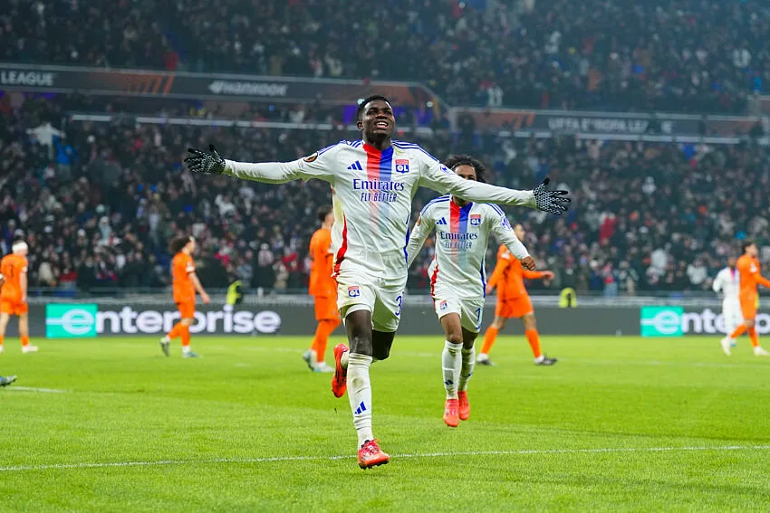 Ernest Nuamah avec l'OL