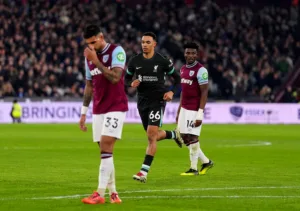 Trent Alexander-Arnold avec Liverpool contre West Ham