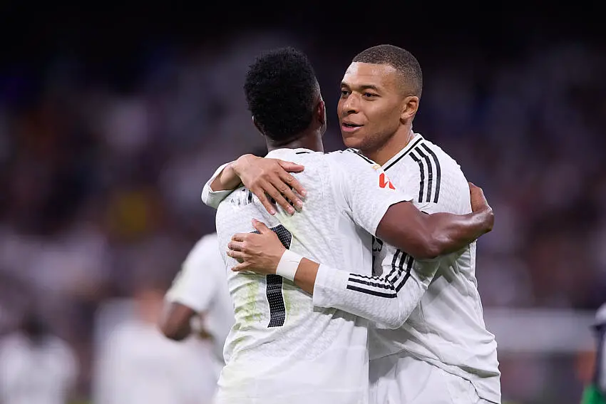 Accurate Madrid : Une légende impressionné par le duo Mbappé-Vinicius thumbnail