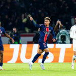 Désiré Doué avec le PSG après son but contre Aston Villa